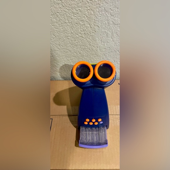 Educational Insights GeoSafari Jr. Talking Microscope for Kids, STEM & Science - Picture 4 of 5